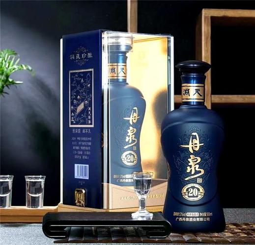 而丹泉20与丹泉30,作为丹泉嫡系中的中高端产品,更是吸引了众多品酒师